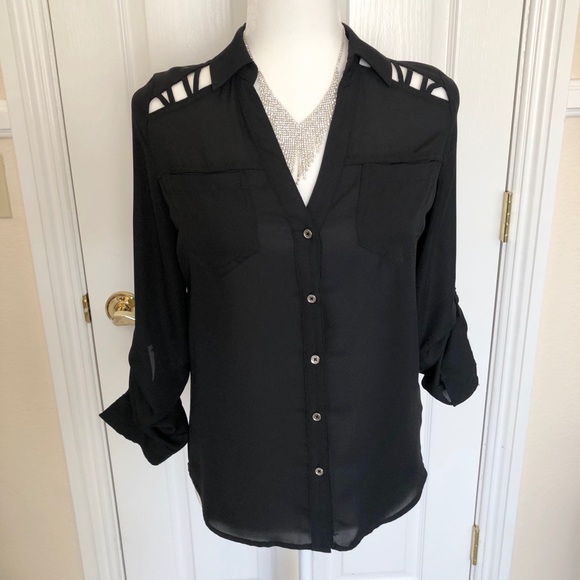 NWOT Candie’s Button Down Blouse. Size:Medium - Picture 1 of 8